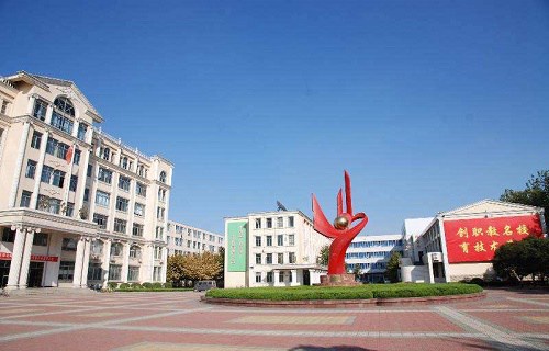 南昌工业工程学校图片