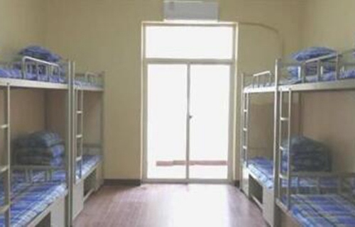 镇江金茂职业学校图片