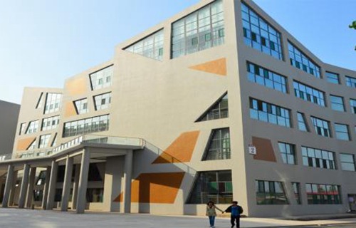 太原信息技术学校图片