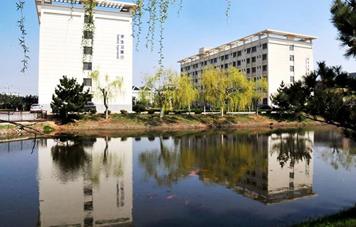 山东药品食品职业学院图片