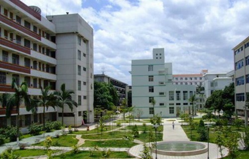 百色市职业技术学校图片