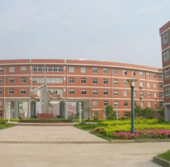 贵州福泉市中等职业学校图片