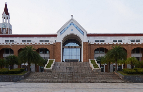 赣州师范高等专科学校五年制大专图片