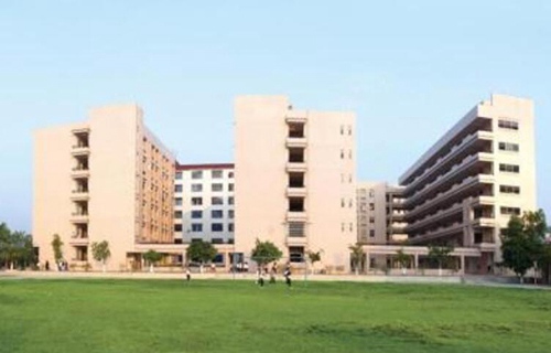 兴化市海南职业学校图片