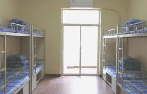 兴化市海南职业学校图片