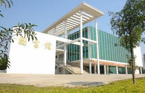 崇左市八桂城市中等职业技术学校图片