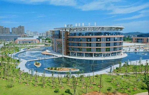 上饶幼儿师范高等专科学校五年制大专图片