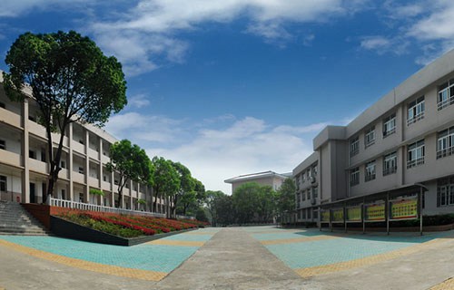 安庆工业学校图片