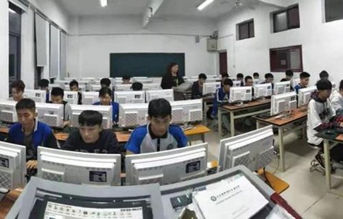 孝义科杰计算机职业高中图片