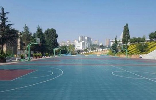 靖江市新丰职业中学图片