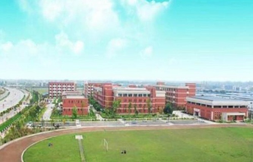 靖江市职业高级中学图片