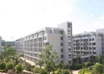 酉阳民族师范学校五年制大专图片