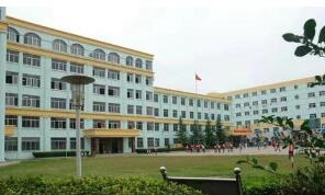 济宁任城区卫生学校图片