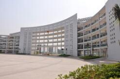 芜湖财经工业学校图片