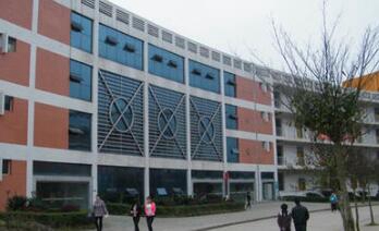 重庆市两江职业教育中心图片