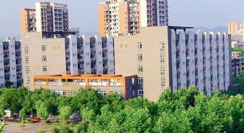 重庆市渝东技工学校图片