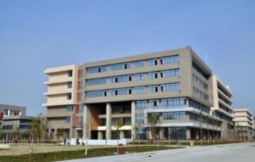 重庆市行知高级技工学校图片