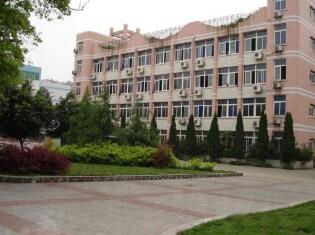 重庆机械电子高级技工学校图片
