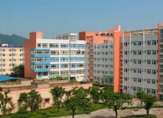 重庆机械电子高级技工学校图片