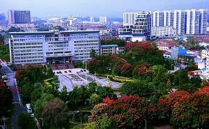 恩施职业技术学院五年制大专图片