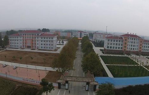 莱西成人中等专业学校图片