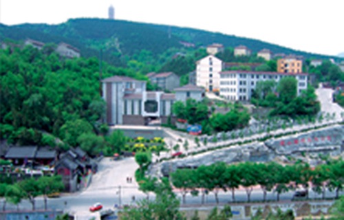 山东轻工美术学校图片
