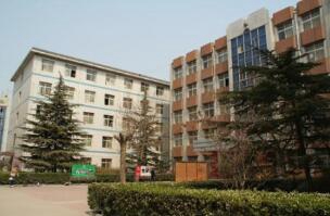 扬州市建筑技工学校图片