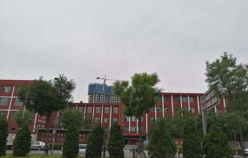 太原综合高级中学校图片
