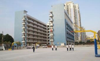 重庆市轻工业技工学校图片