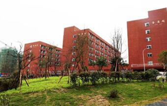 重庆市现代技工学校图片