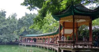 重庆市鹅岭职业中学图片