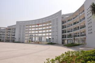 邗江工业职业高级中学