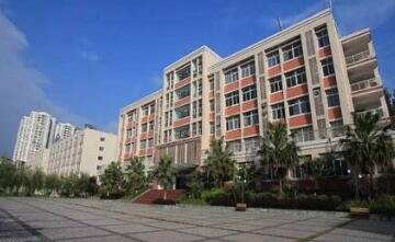重庆三峡卫生学校图片