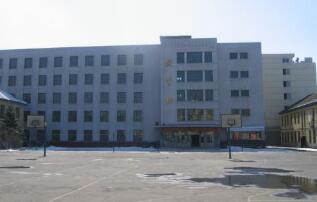 山东医科大学卫生学校图片