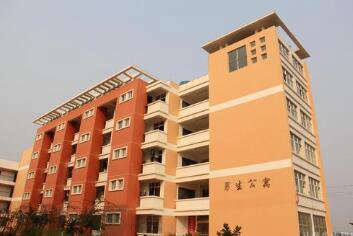 盐城市盐城职业高级中学图片