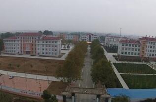 山东金乡县职业中等专业学校图片