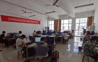 高密职业中等专业学校图片