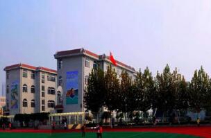 广饶职业中等专业学校图片