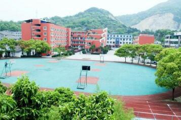 温州市瓯海区立峰职业学校