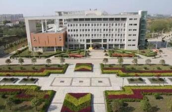温州市鹿城藤桥职业学校图片