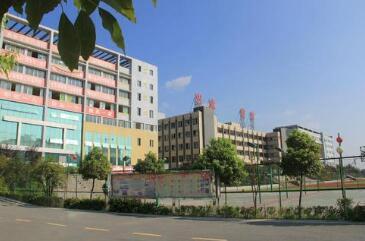 温州市鹿城藤桥职业学校图片