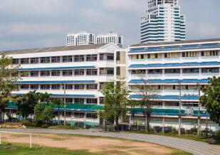 宝鸡郡智技工学校图片
