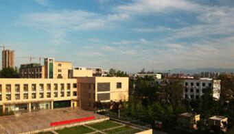 西安市房屋建筑技工学校图片