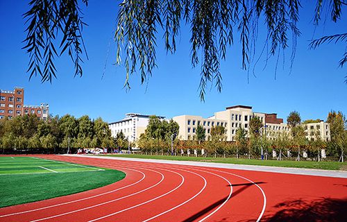 山东巨野县技工学校图片
