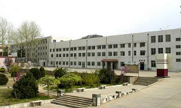 烟台高级技工学校图片