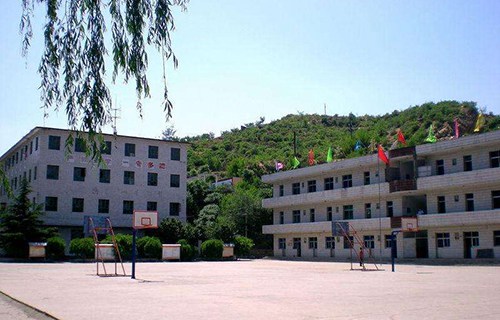 枣庄劳动局技工学校图片