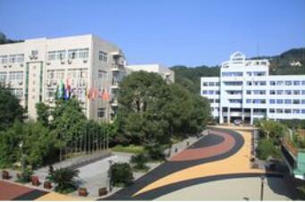 温州市华侨职业中等专业学校图片