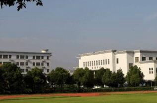诸暨市交通职业技术学校图片