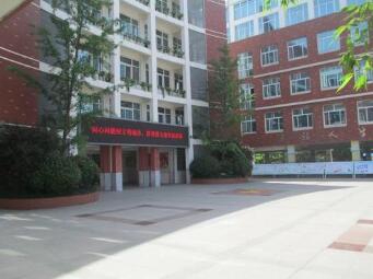 连云港市锦屏职业中学图片