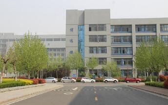 济南劳动局技工学校图片